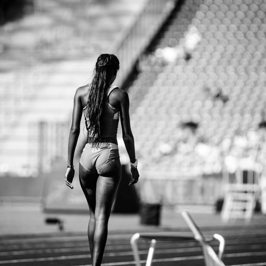 SamePassage's tweet photo. Fรกtima Diame
#longjump #trackandfield #m #athletics #hurdles #highjump #triplejump #tracknation #track #polevault #athlete #olympics #running #run #diamondleague #sports #speedtraining #shotput #usatf #sport #training #iaaf #worldrecord #runner #jumpnation #jump https://t.co/yKr50QQdTS
