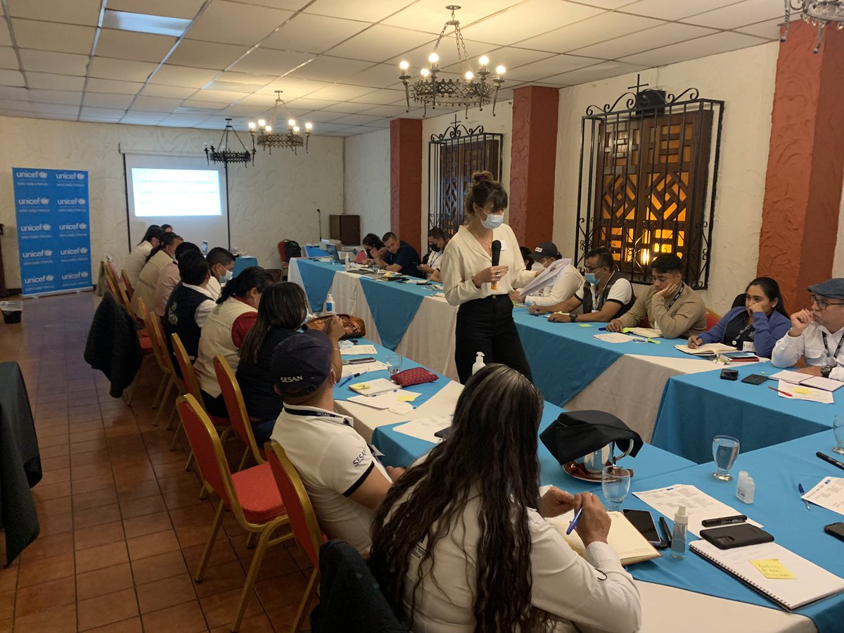gulartecos's tweet photo. Taller sobre investigación cualitativa y triangulación de datos para fortalecer los procesos de Cambio Social y de Comportamiento de la #GCNN con @SecretariaSESAN en el marco de trabajo con @unicefguatemala @UEGuatemala Gracias a #CollectiveService y #Anthrologica #SBC https://t.co/kdrYaGyuUj