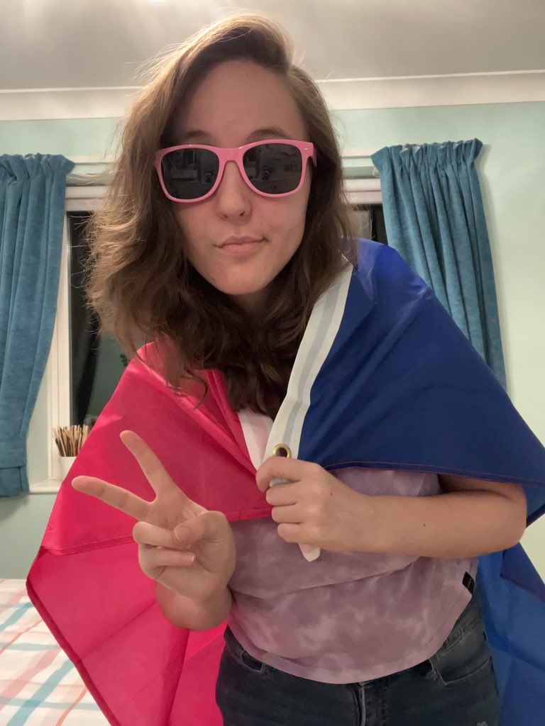 AVeryDarMusical's tweet image. Surrey Pride 2022! Be Proud Be You! Where my bisexual besties at? It’s been a while since I’ve posted so I thought I’d come back with some positivity and what I got up to this summer :D 💗💜💙

P.S. Bisexuals who have a mental/sexual preference exist and are valid!!!