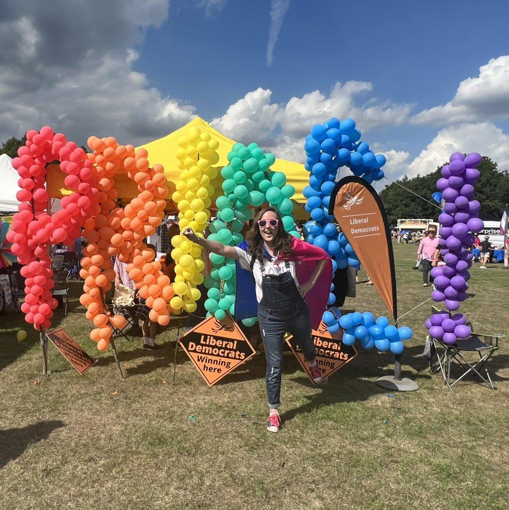 AVeryDarMusical's tweet image. Surrey Pride 2022! Be Proud Be You! Where my bisexual besties at? It’s been a while since I’ve posted so I thought I’d come back with some positivity and what I got up to this summer :D 💗💜💙

P.S. Bisexuals who have a mental/sexual preference exist and are valid!!!