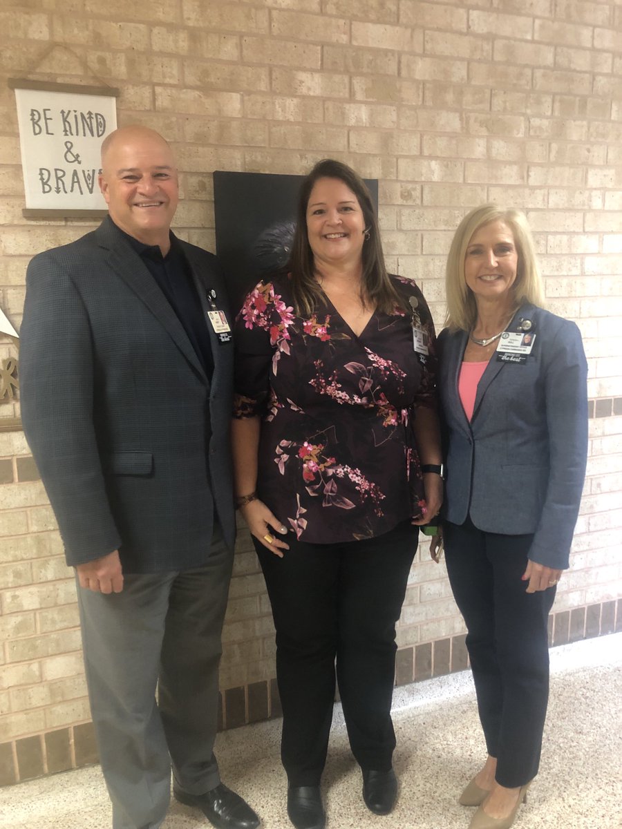 MarkHenry717's tweet photo. Visited Bang Elementary on Wednesday to see all of the great teaching and learning going on for ALL students. There is such practicality, simplicity and effectiveness of neighborhood public schools. All students accepted and loved!! https://t.co/7Q5rHRKJQm