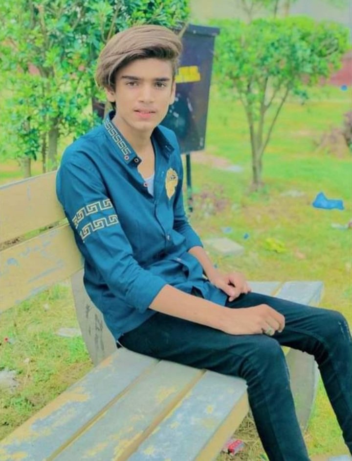 HarsJustin's tweet photo. ye aj kl jin bacho ne naya naya shuro kiya salo ke lore bi buht bare he or pora pora andr bi lelety he😋 https://t.co/WyDnkIJOD0
