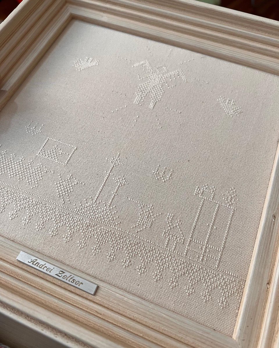 RBazlova's tweet photo. R.I.P. Andrei Zeltser, 28.9.2021
Traditionally in Belarus the funeral shirts were embroidered with white thread on a white background. The white stitching invisible on the white cloth represents the transition into another, invisible world.
We remember! https://t.co/wWP2UKdwC4