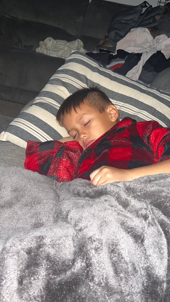 Rare pic of Liam falling asleep before 9pm
