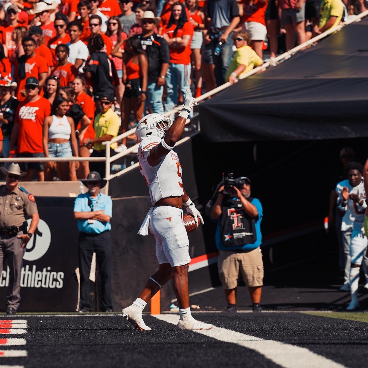 Connor Steen tweet media