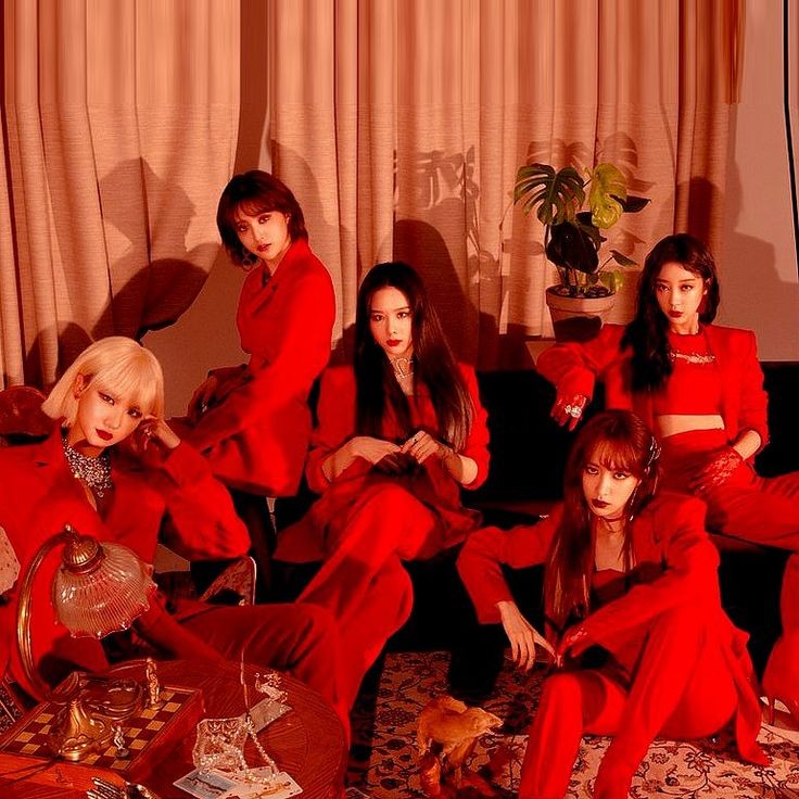 peezlygigi's tweet photo. pensar en que fueron casi tres años sin tener comeback me da algo, necesitaba tanto de ellas y su música
😭
#EXID #10thAnniversary #FIRE #X
#EXIDXLEGGO #SINGLE #ALBUM #SEP29 #6PMKST
#불이나 #FIRE #COMEBACK https://t.co/Z6hD3NeLYX