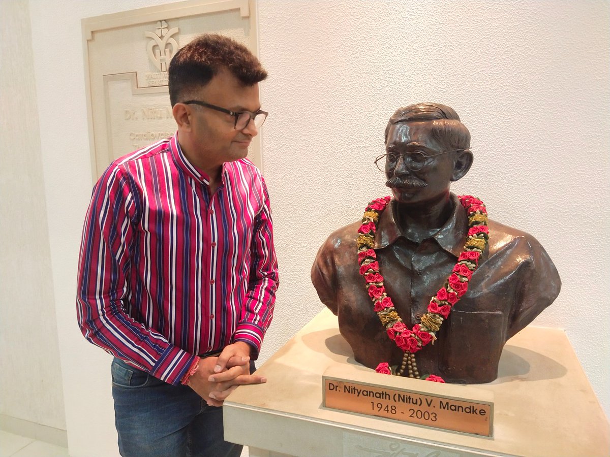 AneelMurarka's tweet photo. On #WorldHeartDay Day ❤️ Remembering late Dr Nitu ji Mandke, eminent cardiac surgeon, philanthropist & Founder of Kokilaben Hospital. His life is an inspiration to others 🩺
Pls go for regular #heartcheckups, promise ourselves to eat healthily and lead a #stressfree life ❤️ ❤️ https://t.co/ZVTYo6eBff