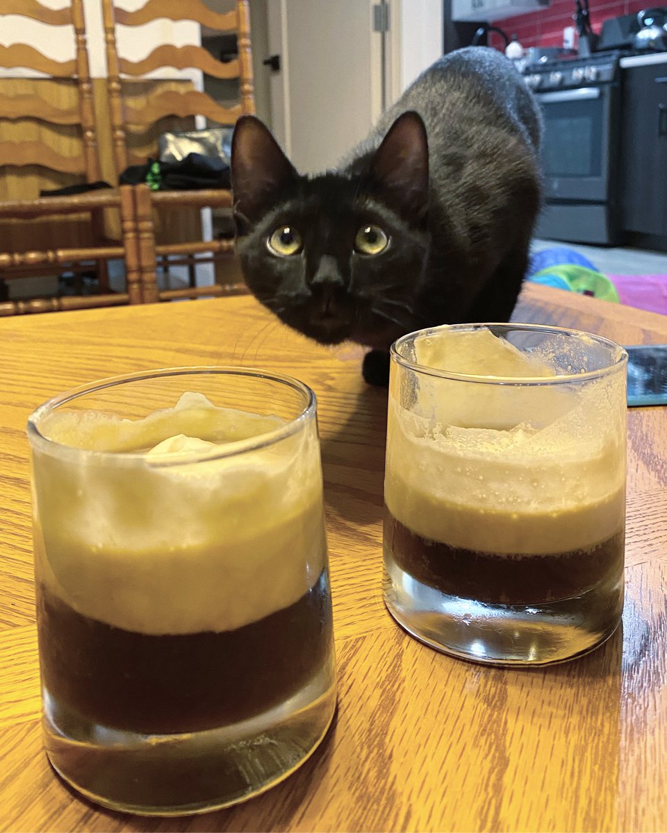 Drinking GoT tweet media