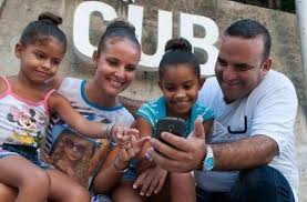 Muchas historias de vida tendrán amparo legal en el #CódigoDeLasFamilias, ejemplo de que era una necesidad en la sociedad cubana,el Código es #Cuba. #CubaEsAmor.