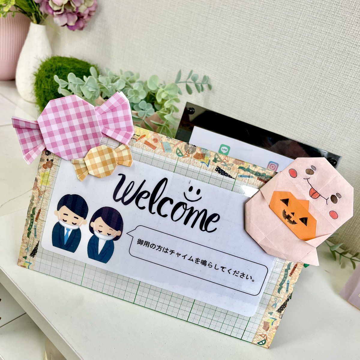 OrangeWorks2022's tweet image. スタッフと利用メンバーでのミーティングで、ハロウィン企画をやる事になり、その飾りを昨日、皆で作りました。
それぞれの個性が出ていて、
かわいく出来ていたので、完成したものはまた後日アップします🎃
笑いの絶えない賑やかな１日でした。
#オレンジワークス
#orangeworks
#利用者募集