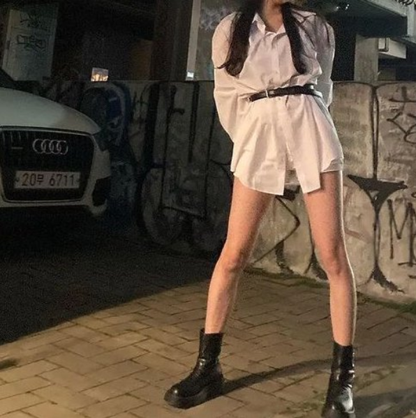 wbgno1's tweet photo. 몸매자랑좀해볼께용~
#섹트 #여행 #아줌마 #소통 #유부녀 https://t.co/9EDvF93A4Y