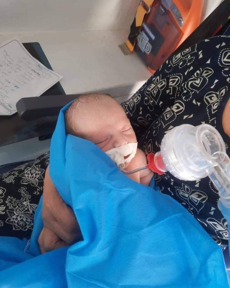 Wanyar Rahmani, just 35 weeks old, was martyred today with his mother as a result of a terrorist attack by iran's fascist regime. Iran's terrorist regime is the murderer of Kurdish children. Silence is a crime! @POTUS @Europarl_EN @UN @UNICEF @EP_President @antonioguterres