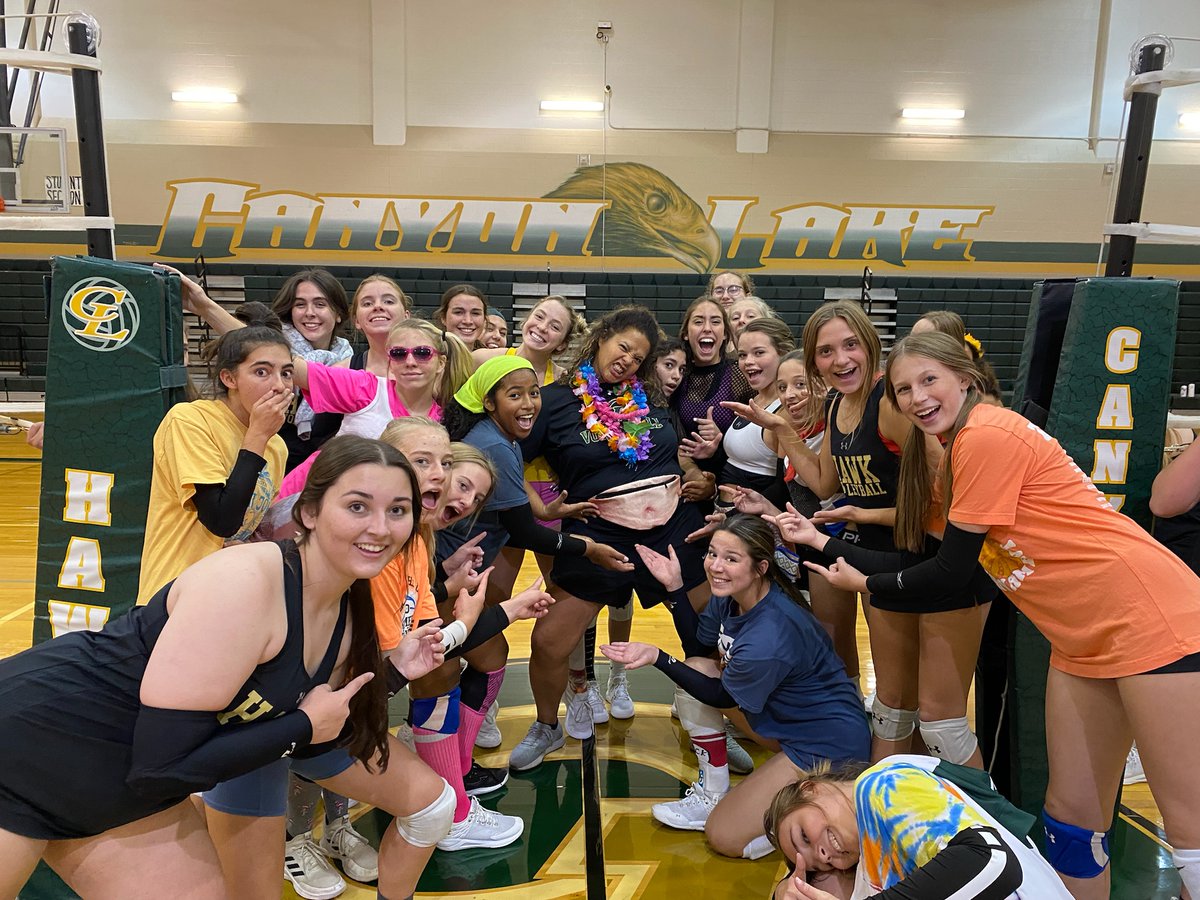 CLHawkVB's tweet photo. We are themed out for the next 4 Wednesday practices!!! Today was WACKY WEDNESDAY and boy we looked wacky today! @CL_Hawks @CLHSPrincipal @AbcClhs @BMar1842 @Marshakh10 πππ#pointhawks https://t.co/G6sy7WKFzk