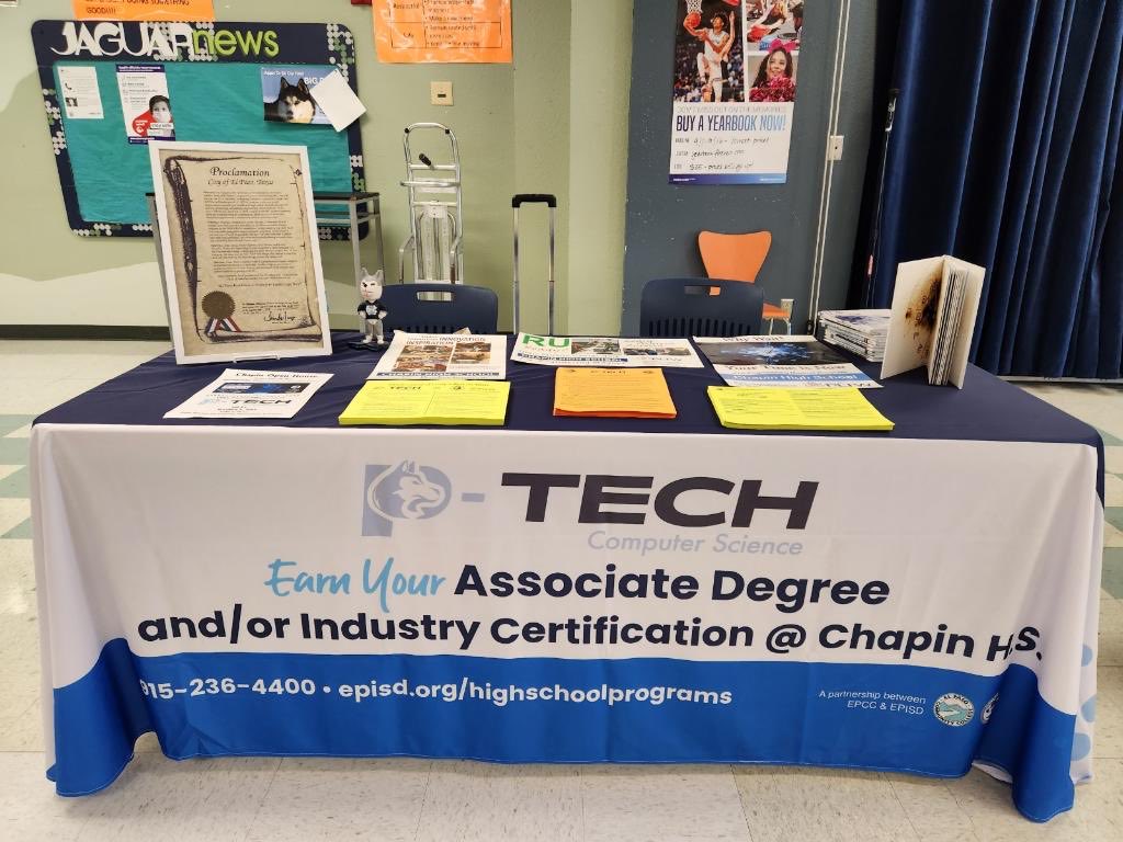 ChapinPtech's tweet photo. Excited to meet Nolan students interested in ChapinPTECH. Students interest in computer science careers encouraged to apply! https://t.co/XhQOpknYhC