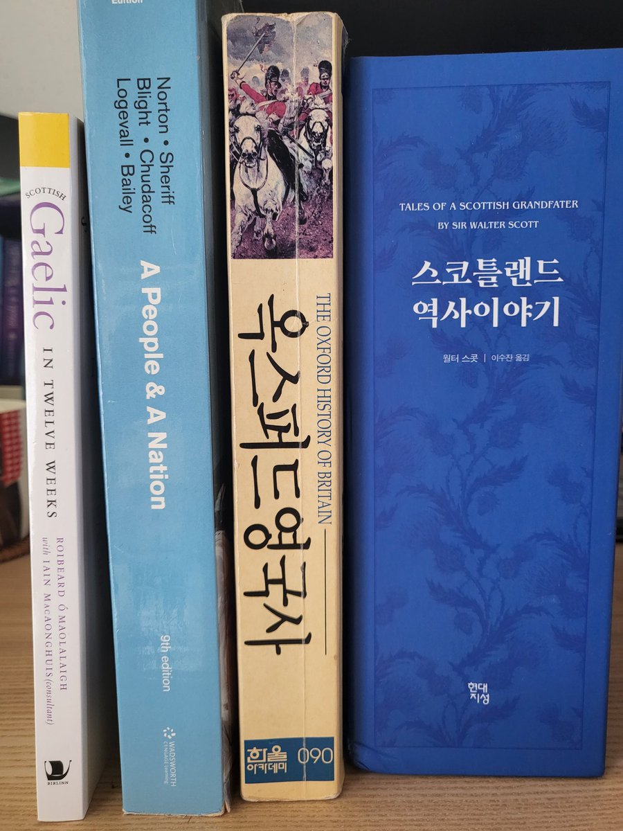 Yonniesim's tweet photo. 아웃랜더 시리즈를 위하여 https://t.co/ER2cd1qHlw