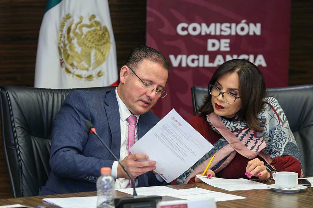 Leti_DelgadoC's tweet photo. Esto con el fin de identificar aspectos a mejorar, dialogar y generar acuerdos que resuelvan obstáculos puntuales, siempre con el objetivo de mejorar el servicio que se otorga a la derechohabiencia 👨‍👩‍👧‍👦

#TransformandoAlIssste https://t.co/59QaXlQvWY