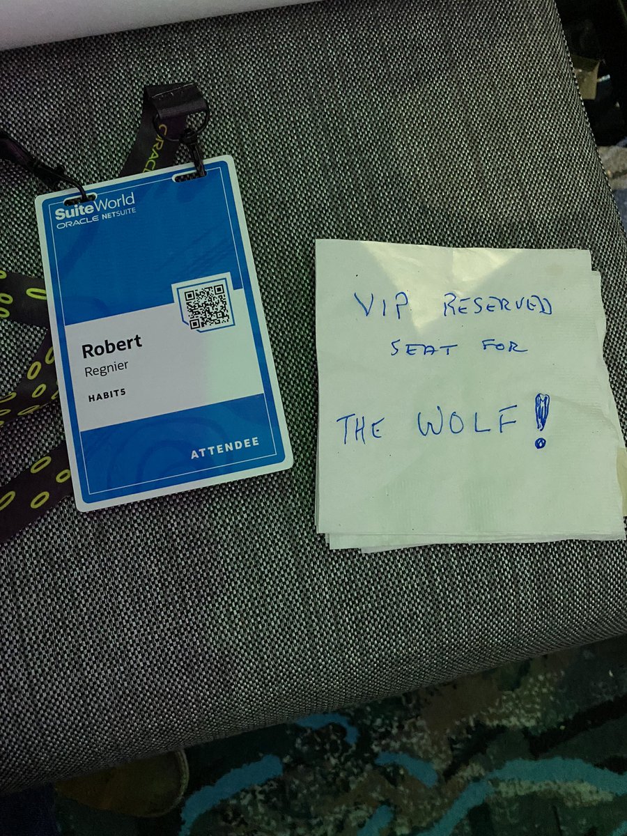 RobertHabit5's tweet photo. The Wolf in Vegas, “virtually”
#LoveIsSuite and #115 https://t.co/9KysVBwzmi