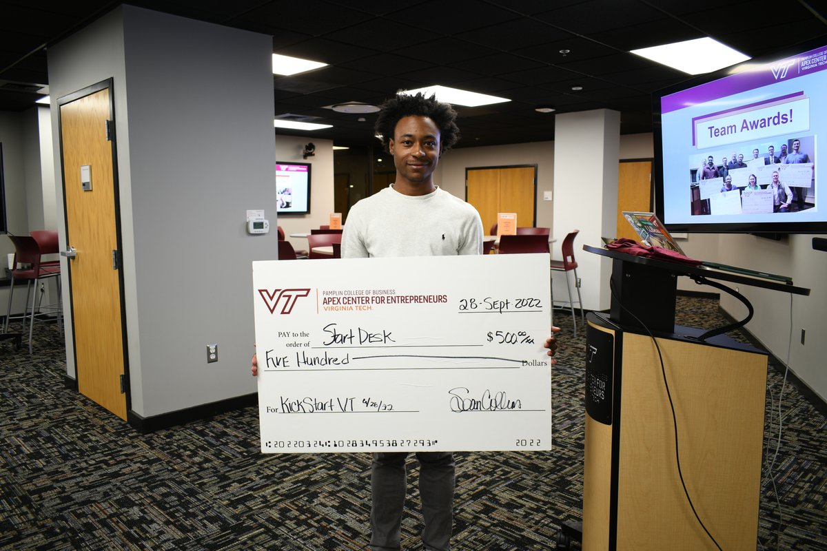 Congratulations to all of our student teams who presented and won seed funding at KickStart VT tonight! And thank you to all of the students, faculty and alumni mentors who came out to see what's being built at the Apex Center 🚀💡🙌