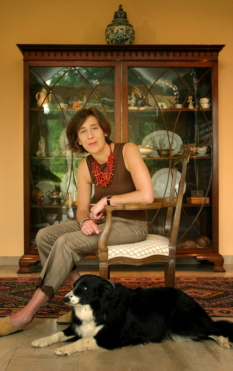Let Asymptote’s <a href="/rachelfarmer91/">Rachel Farmer</a> be your guide to Caroline Lamarche’s raw memoir on sexual assault—“essential reading for anyone interested in women’s experiences and in overcoming women’s oppression”:
bit.ly/3SDEBLM
