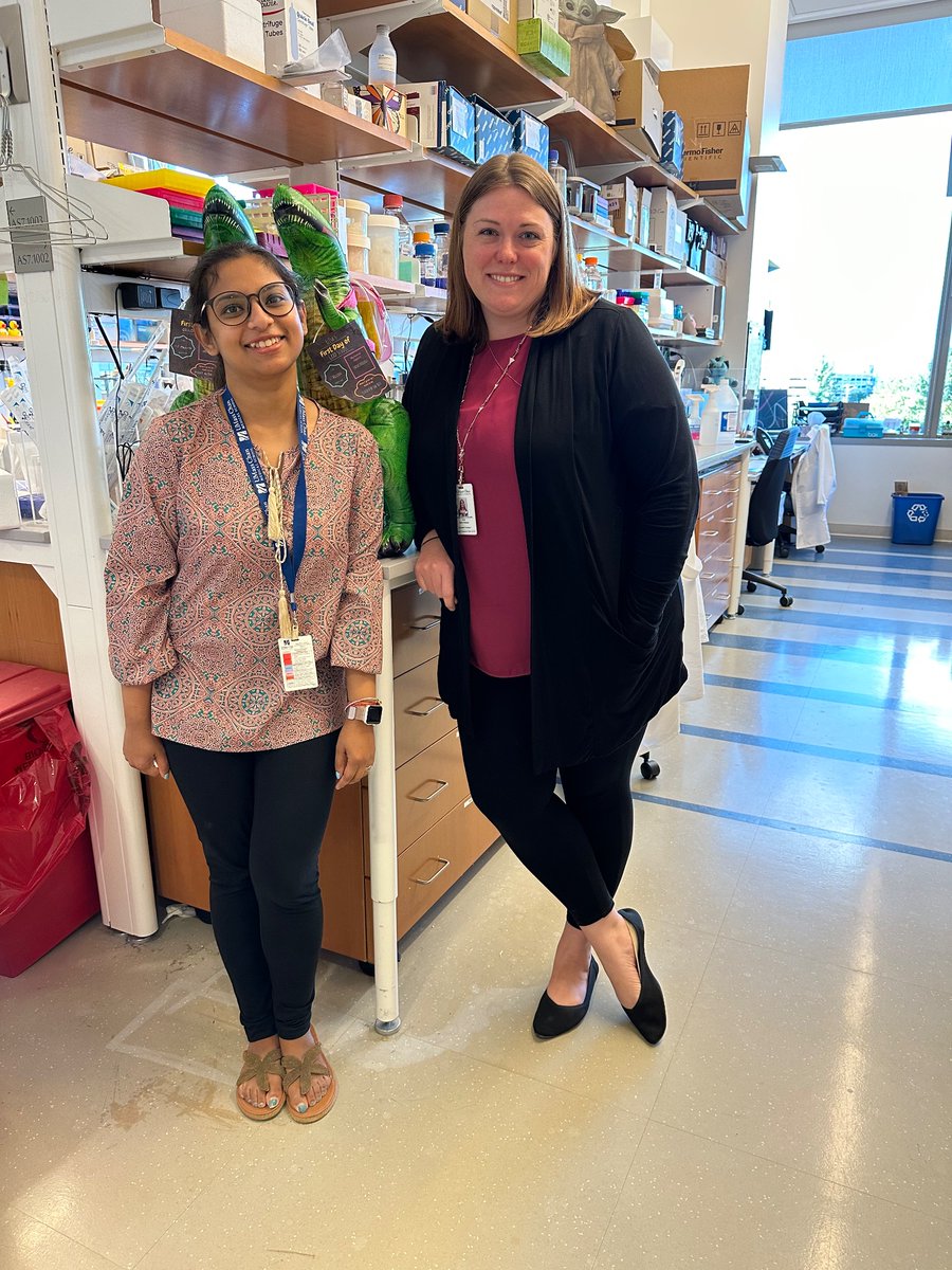 KeelerLab's tweet image. Today was our Postdoc Ishani’s last day.  We will miss her but wish her nothing but the best as she starts her new job as a Senior Scientist at Abbvie @dasgupta_ishani