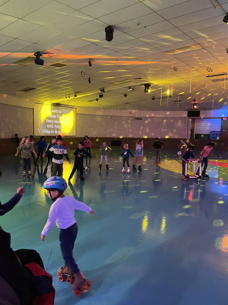 Village Oaks Elem. (@novivillageoaks) on Twitter photo I had so much fun skating with my Village Oaks friends! #Novipride <a href="/LauraCarino98/">Dr. Laura Carino</a> <a href="/BenMainka/">Ben Mainka</a> <a href="/MrGiromini/">Michael Giromini</a> I had so much fun skating with my Village Oaks friends! #Novipride <a href="/LauraCarino98/">Dr. Laura Carino</a> <a href="/BenMainka/">Ben Mainka</a> <a href="/MrGiromini/">Michael Giromini</a>