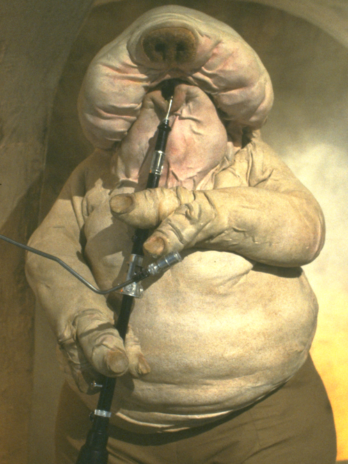 starwars_chars's tweet photo. Droopy McCool was the commonly known stage name of Snit, who was a male Kitonak and the lead horn player of the Max Rebo Band. McCool's real name, however, was actually a series of flute-like whistles, unpronounceable by any other species. He played the chindinkalu flute. https://t.co/PKWWampqrd