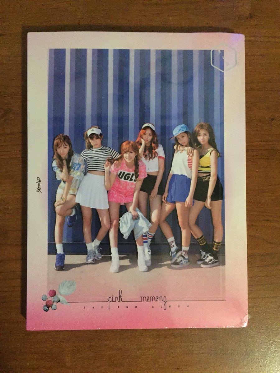 KPOP_CLASSICS's tweet photo. #APINK #PinkMemory @Apink_2011
DO YOU REMEMBER? #PinkPanda https://t.co/8T2qby38aY