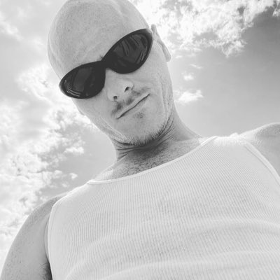 oldad1819's tweet photo. #NewProfilePic https://t.co/cZ9VNaLY2d