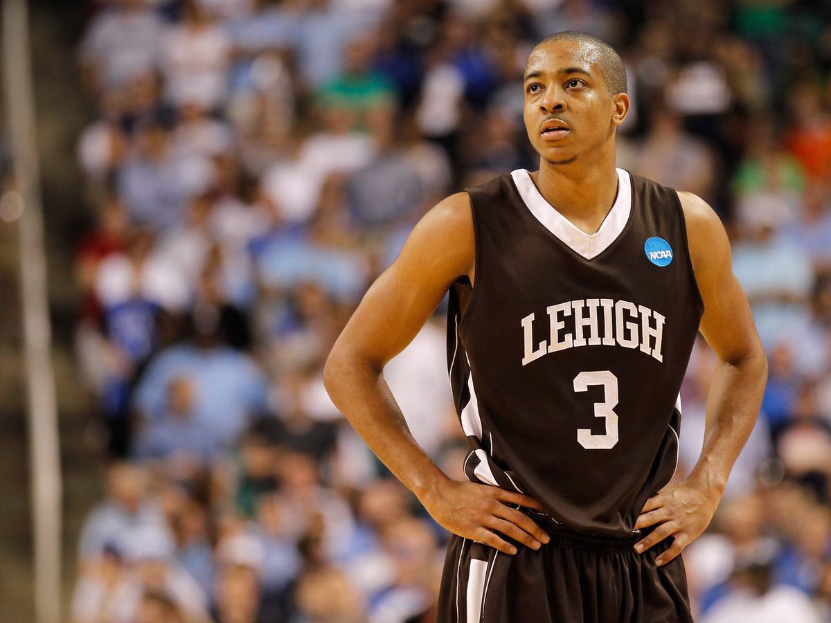 After a great conversation with Coach Reed I am blessed to receive an offer from Lehigh University🙏🏾🙏🏾 #GoLehigh <a href="/williej17516504/">willie jenkins</a> <a href="/BrettReed/">Brett Reed</a> <a href="/gridironjrj/">J.R. Johnson</a> <a href="/sfscoach5/">Eric Singletary</a>