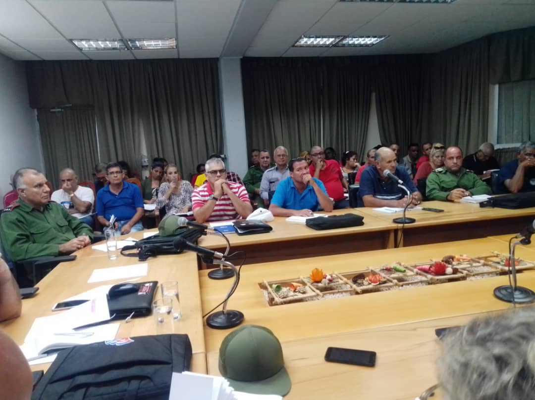 ⚠️#Ahora Consejo de Defensa Provincial de #Artemisa analiza acciones recuperativas tras el paso del Huracán Ian 

➡️Atender centros de evacuación y evaluar cada caso con profundidad 
➡️Atender de manera diferenciada familias vulnerables.

<a href="/Isnail76/">Isnail Albiza</a> <a href="/cubadebatecu/">Cubadebate</a>