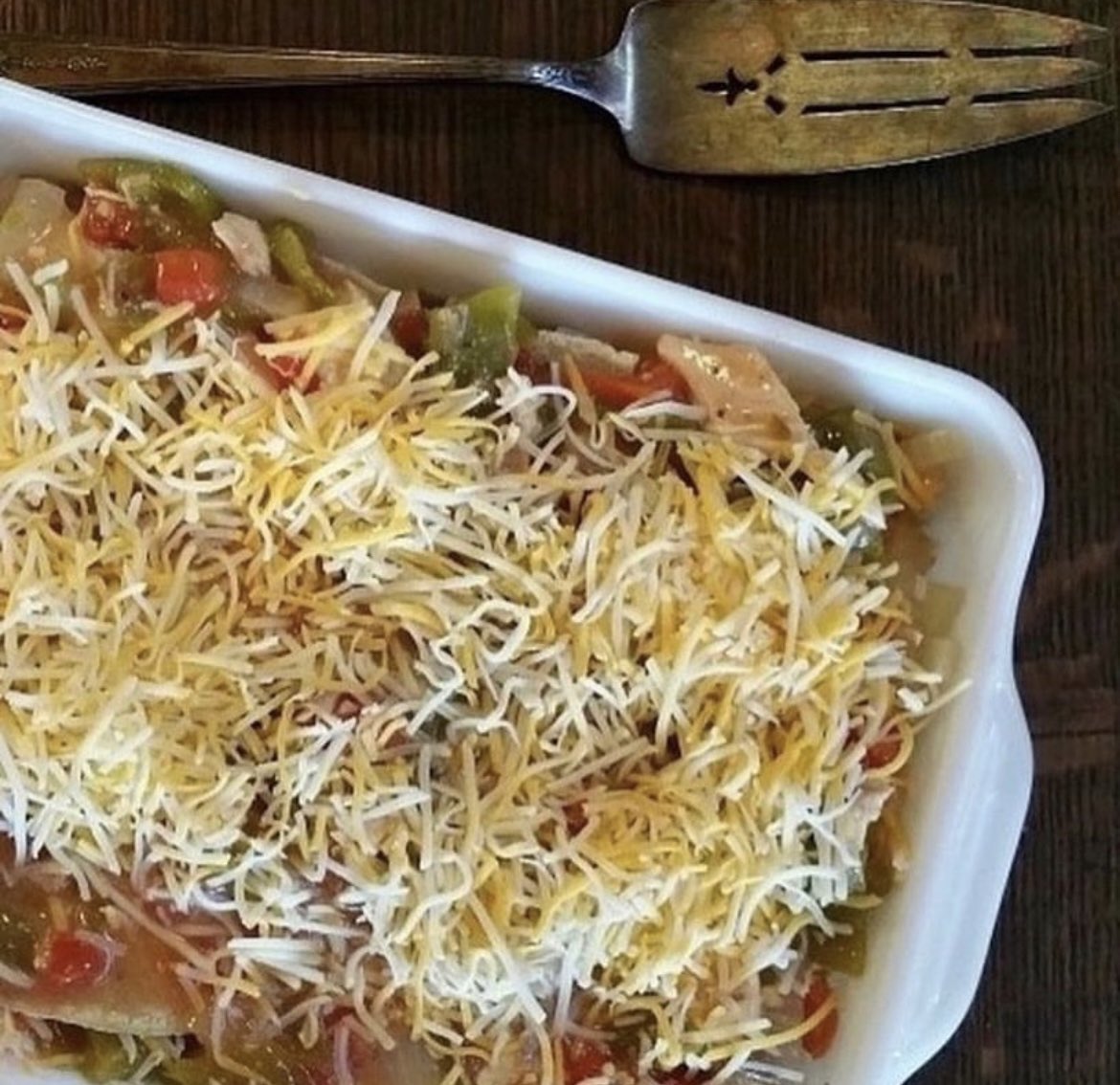 HatchChileCoLLC's tweet photo. Hatch Green Chile Chicken Casserole from @ceceliasgoodstuff. Using whole (or diced) Hatch Green Chile, chicken, cheese and corn tortillas. We know you are going to love it! https://t.co/M0jxGwE2AH.
#HatchChileCo #HatchGreenChile #CeceliasGoodStuff #Casserole #Yummy #Dinner https://t.co/GFYKmV7KSP