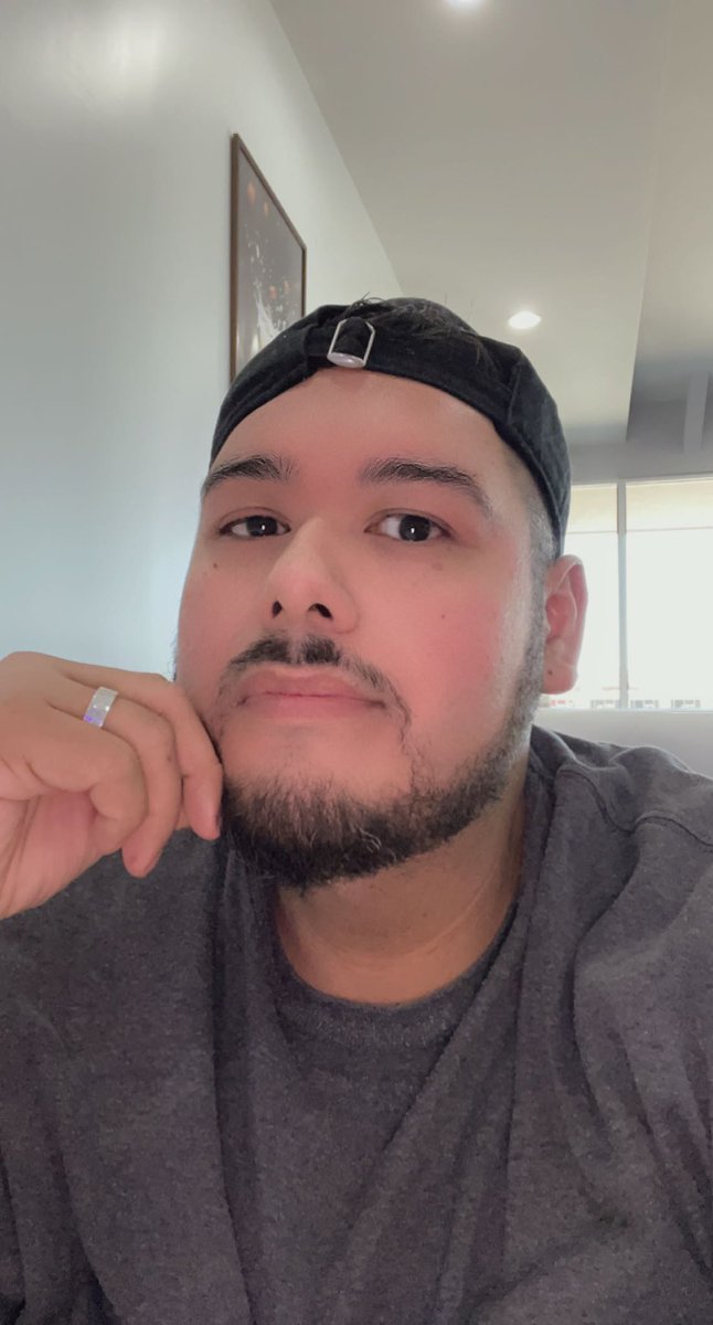 osojames2020's tweet photo. What’s up….. is it fall yet? https://t.co/l1q92UmoJS