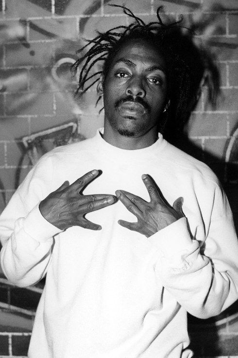 LITCULTUREMAG's tweet photo. 🚨 ÚLTIMA HORA🚨

Se reportó el fallecimiento de Coolio.

Descanse en paz, siempre será recordado por el himno "Gangsta's Paradise" e incontables más. https://t.co/8SsFlC4wLa