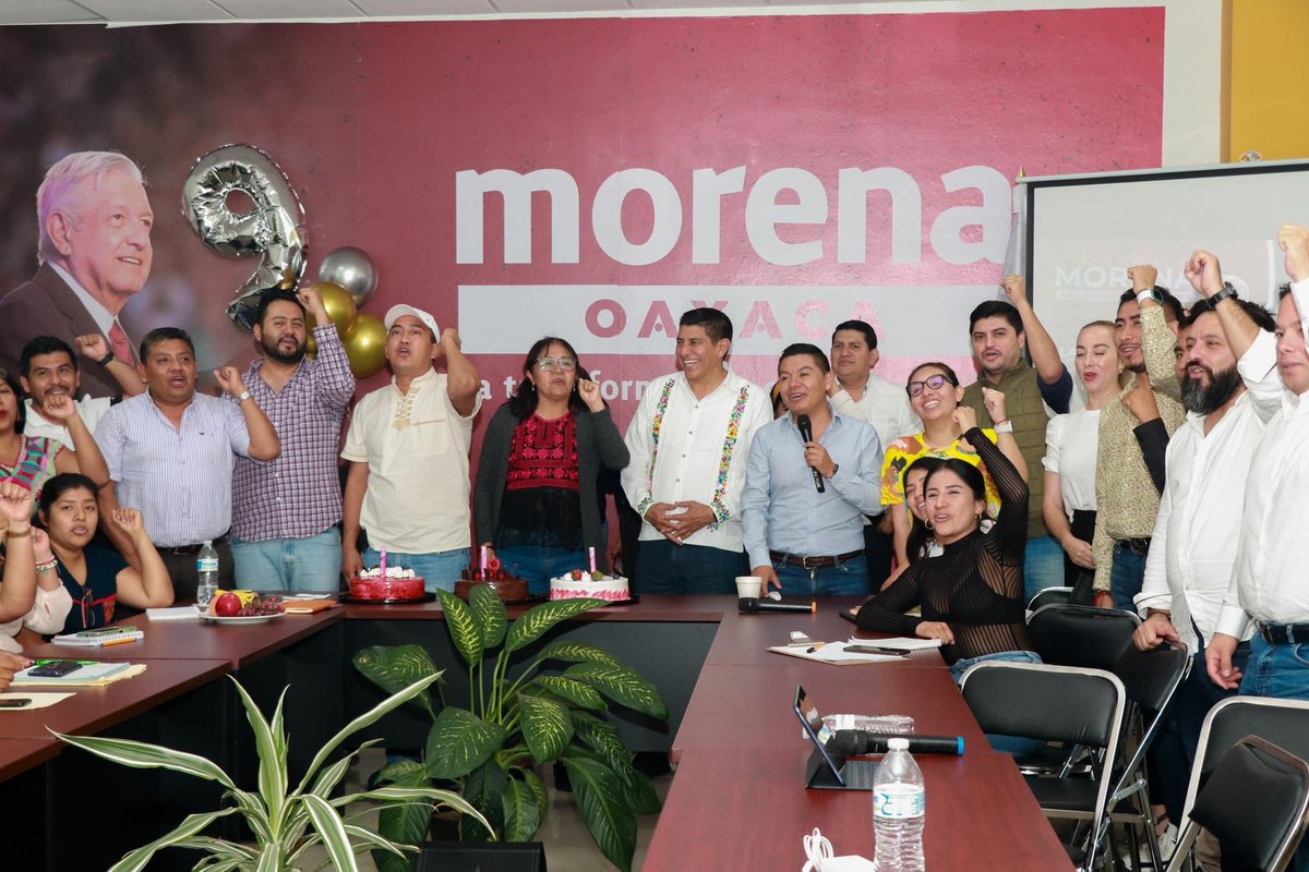 blancaluzmtz's tweet photo. Estamos de fiesta, @PartidoMorenaMx cumple 9 años desde su fundación, el partido del pueblo y de la conciencia, felicidades a este gran movimiento de regeneración. Los invito a celebrar este día histórico, junto a nuestro @MorenaOaxaca1, acompáñenos este próximo domingo 2 de Oct. https://t.co/lFzO4P0fvW