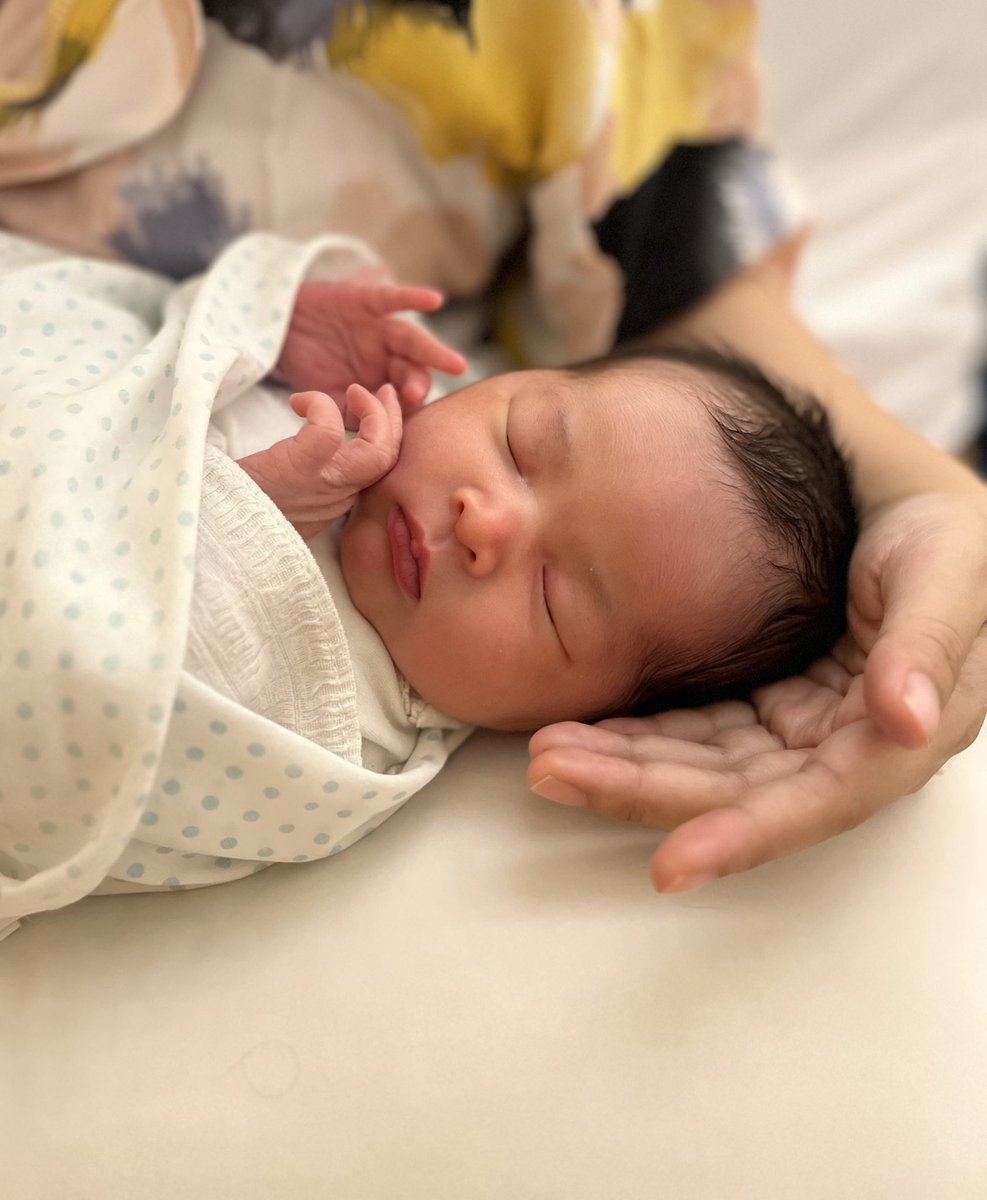 DenadadwiHF's tweet photo. Selamat pagi dari baby Kayonna Allura Nalani @aammaaa https://t.co/ryWUhUWhbG