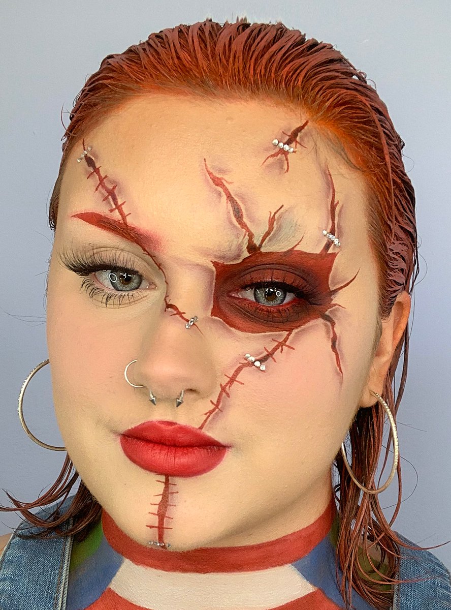 Hi I’m Chucky, wanna play?🔪

#Chucky #chuckymakeup #halloween #halloweenmakeup #mua #muas #makeup #makeupartist