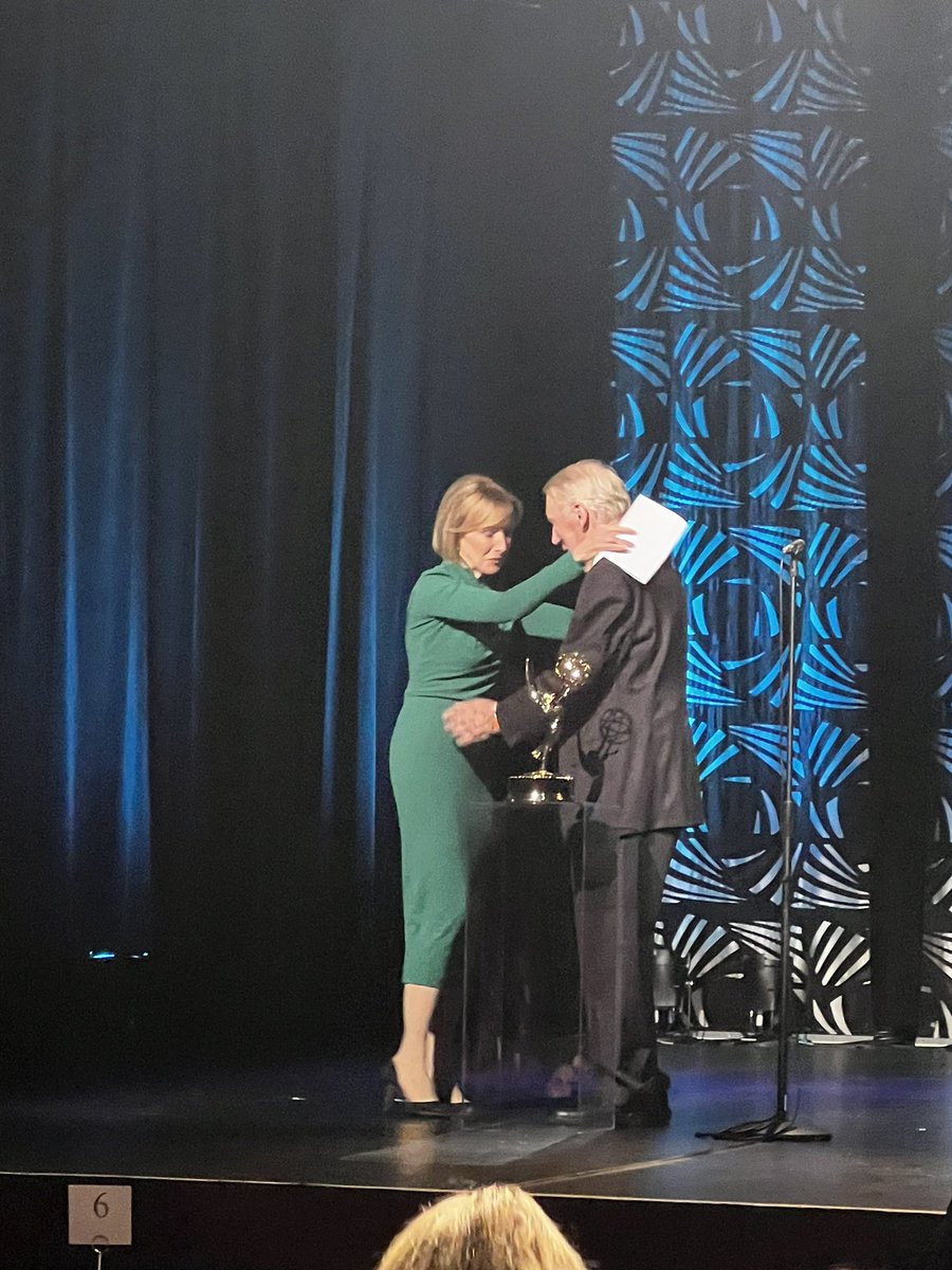 sarajust's tweet photo. The @newsemmys Lifetime Achievement Emmy Award goes to @JudyWoodruff  with a wonderful intro from @newshour cofounder Robert MacNeil, a standing ovation here from her peers and an inspiring acceptance speech BRAVO! https://t.co/qol2sNbXPd