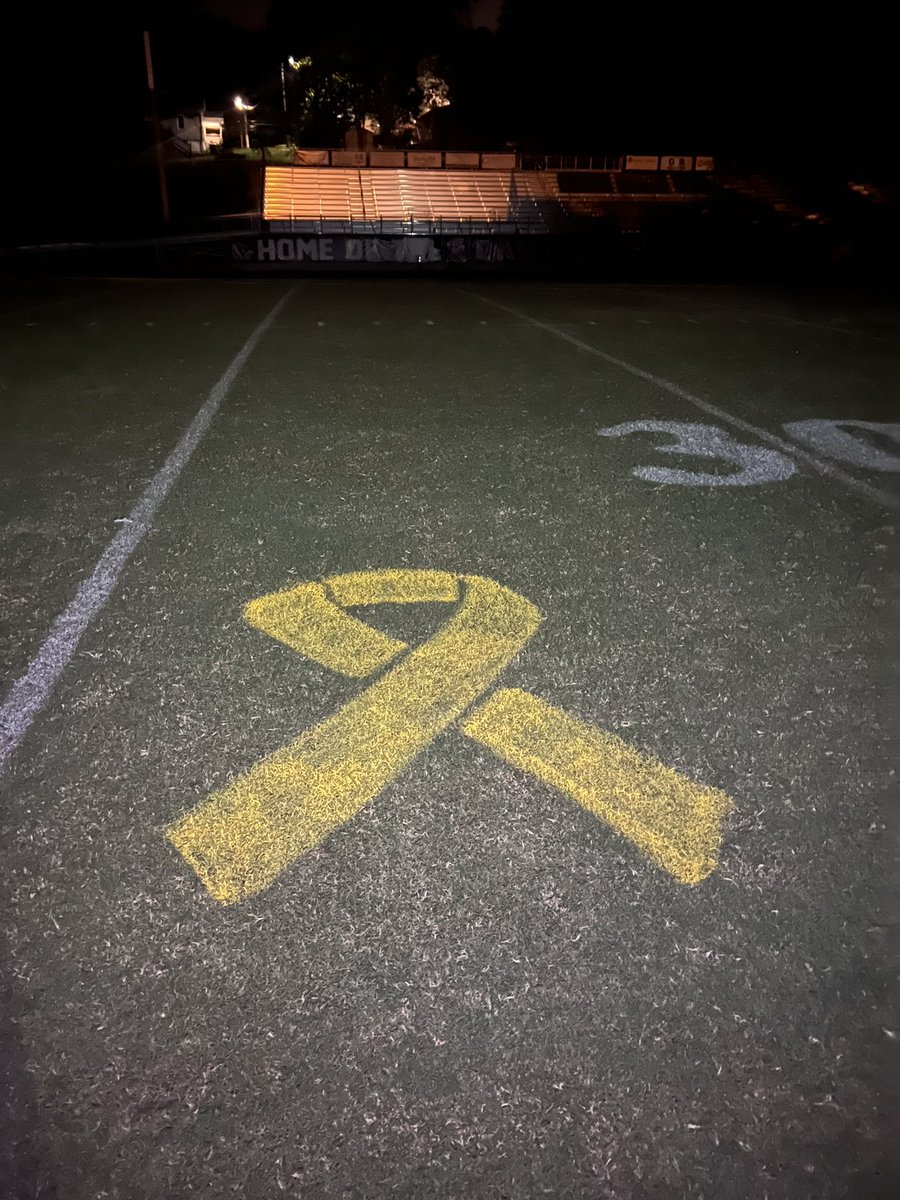 ESHS Student Section tweet media