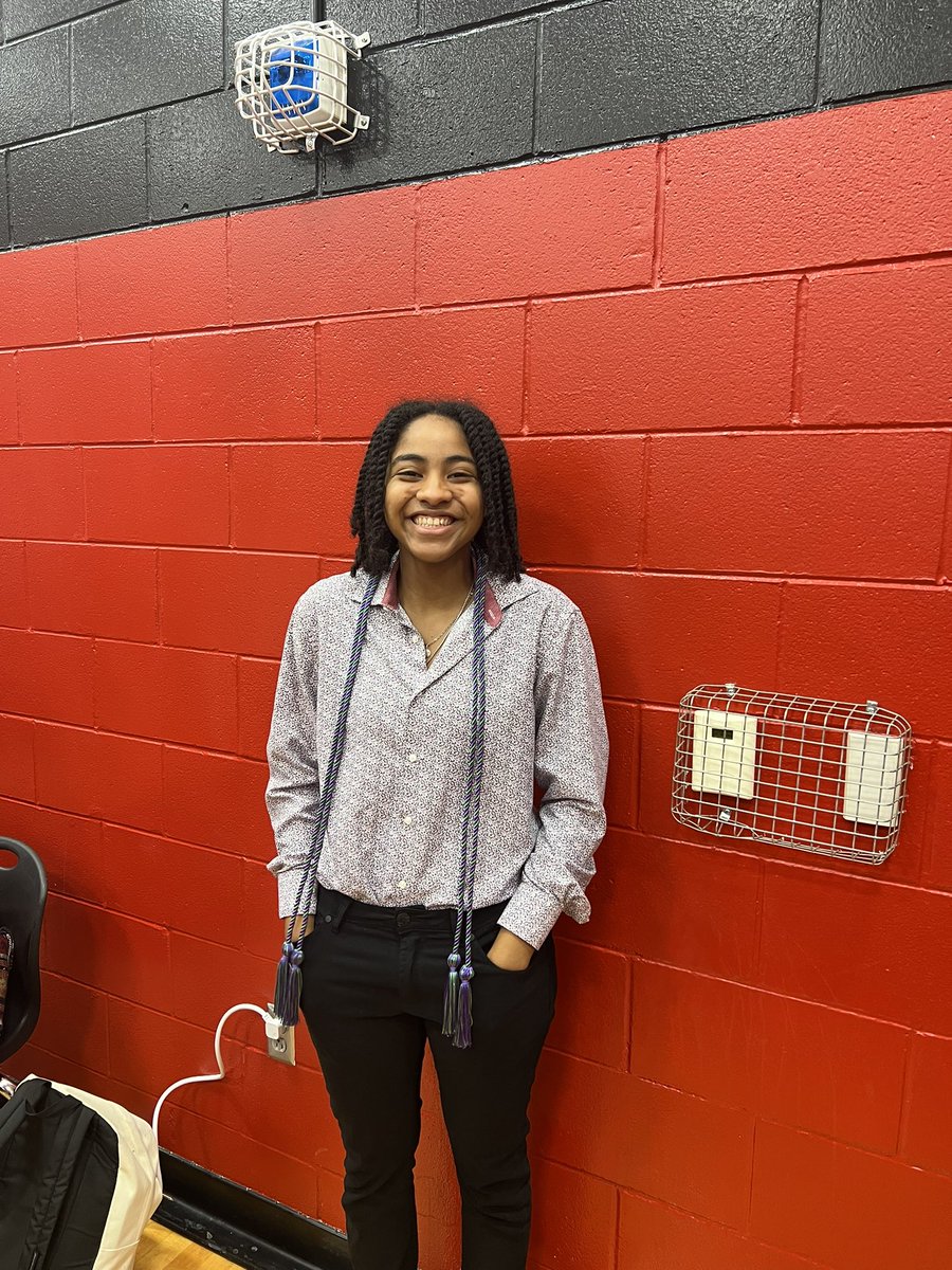 Cougarettebball's tweet photo. Congratulations to our student athletes who were honored at the academic awards. We are so proud of y’all!🏆 https://t.co/1V3jDZ5AsT