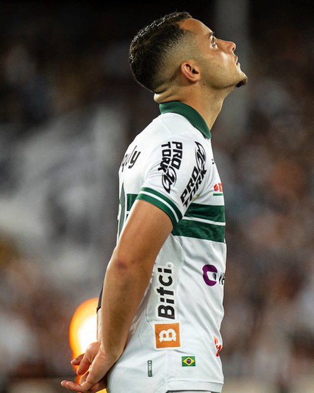 BrunoGomes_01's tweet photo. Obrigado meu Deus! vamoqvamo!! 🙌🙏✝️ https://t.co/Ko9mETSqmk