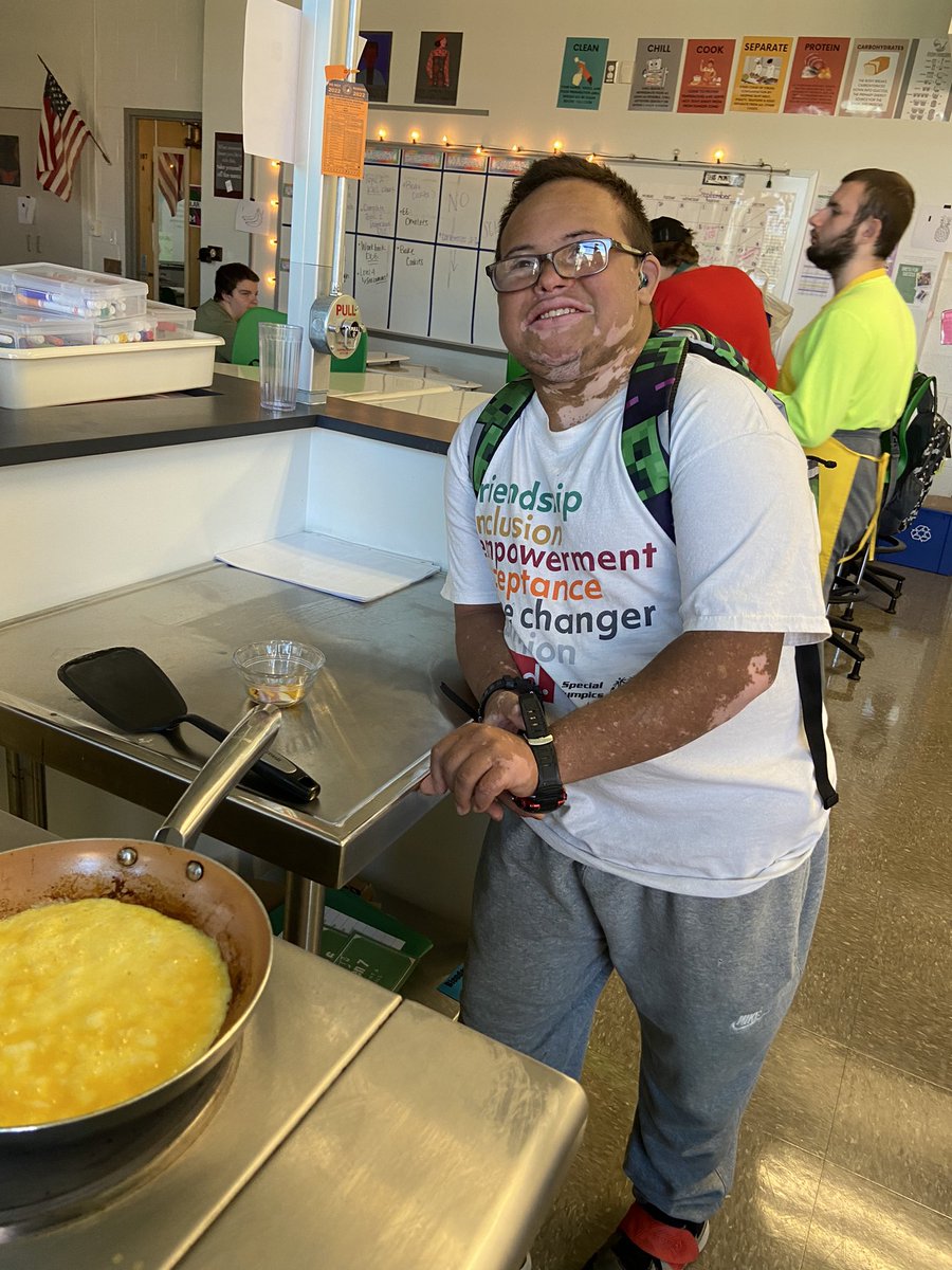 MsGarciaNHS's tweet photo. Essential Elements Foods students made omelets today! 🍳 https://t.co/TTWiAMnPfV