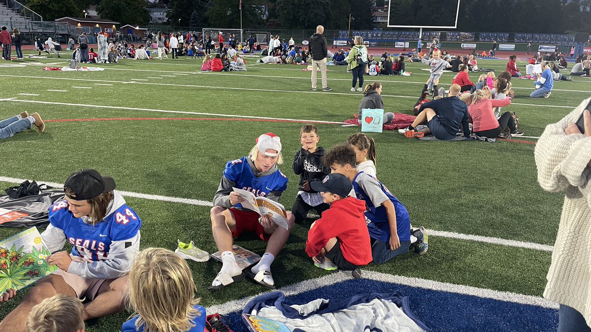 Derek Hicks tweet media