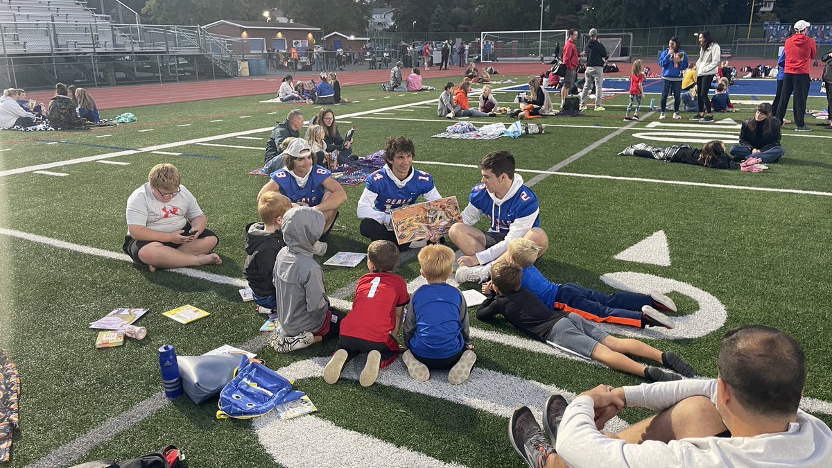 Derek Hicks tweet media