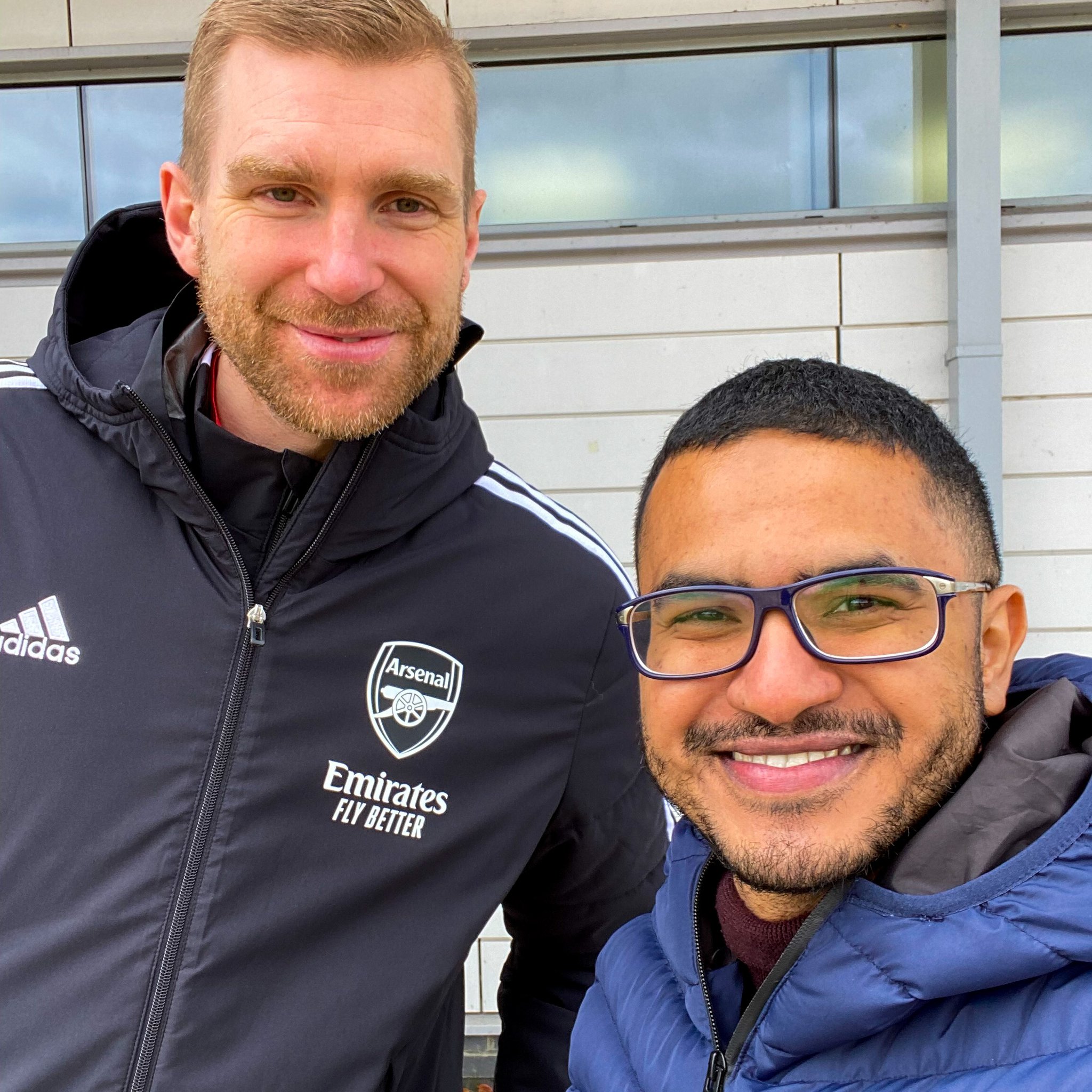 Happy birthday, BFG! 

Arsenal legend and Academy Manager, Per Mertesacker. 