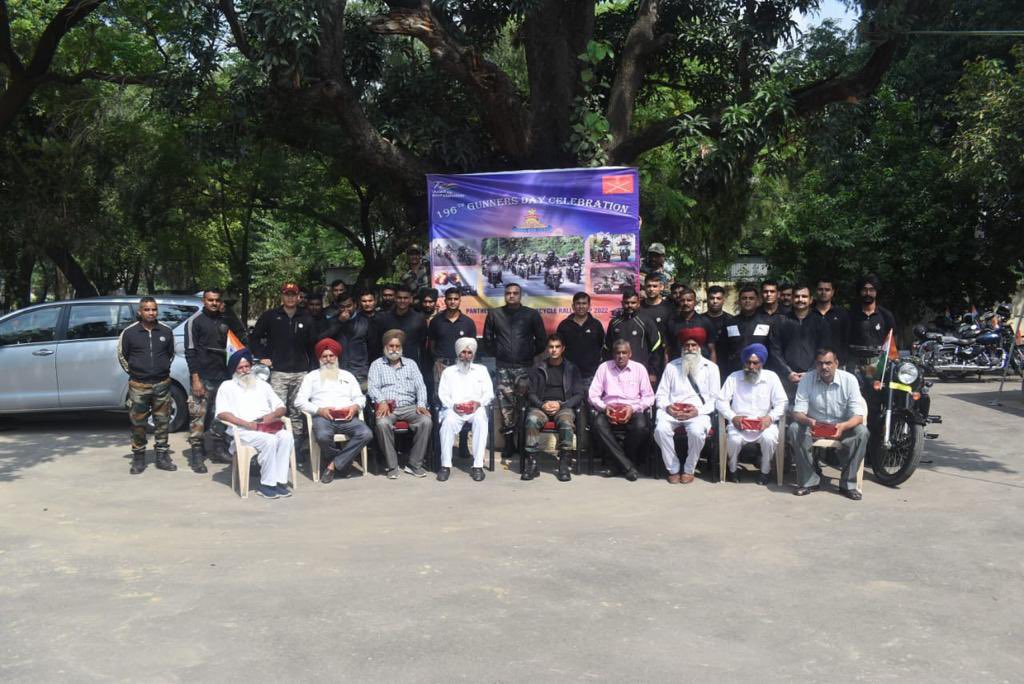 pro_defence's tweet photo. #VajraCorps #PanthersGunners @PIBChandigarh @CBC_Chandigarh @airjalandhar1 @JalandharDdk @DefenceMinIndia @uniindianews @airnewsalerts @htTweets @thetribunechd @JagranNews @DainikBhaskar @dailyajitnews @ANI @JagbaniOnline @DailyUttamHindu https://t.co/Un8nnqzTn1