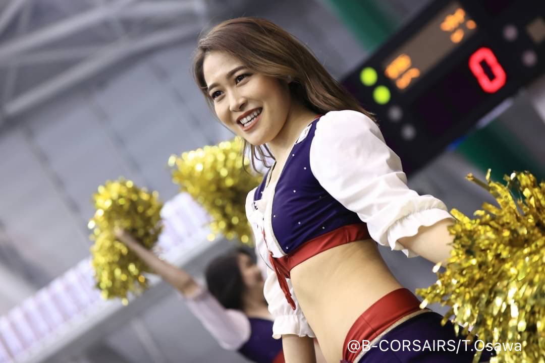 リバーシブルタイプ ビーコルセアーズ⭐︎ビーローズ⭐︎チア