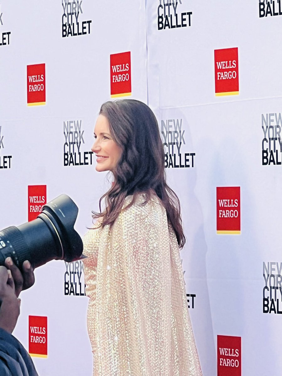 ShaliniMatani's tweet photo. And just like that it’s time for the @nycballet’s #fallfashiongala &amp; @KristinDavis is stunning. @SJP @AndJustLikeThat @DebRobertsABC https://t.co/tmS5CFEq7k