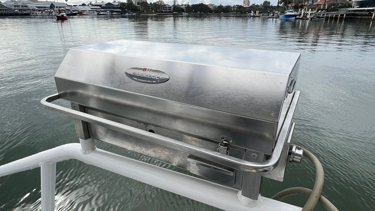 Multihull_Aus's tweet photo. ⬇️ REDUCED: 2006 Woods Wizzer WW29 “Grey Goose”

📆  2006
🌏  Mooloolaba, Queensland
🛏️ 2 cabins, Sleeps 3-5
🚿  1
💰 $110,000 AUD

Learn more: https://t.co/baBSKzskiH

#MultihullSolutions #BoatForSale #CatamaranForSale https://t.co/oPxOmIzhE9