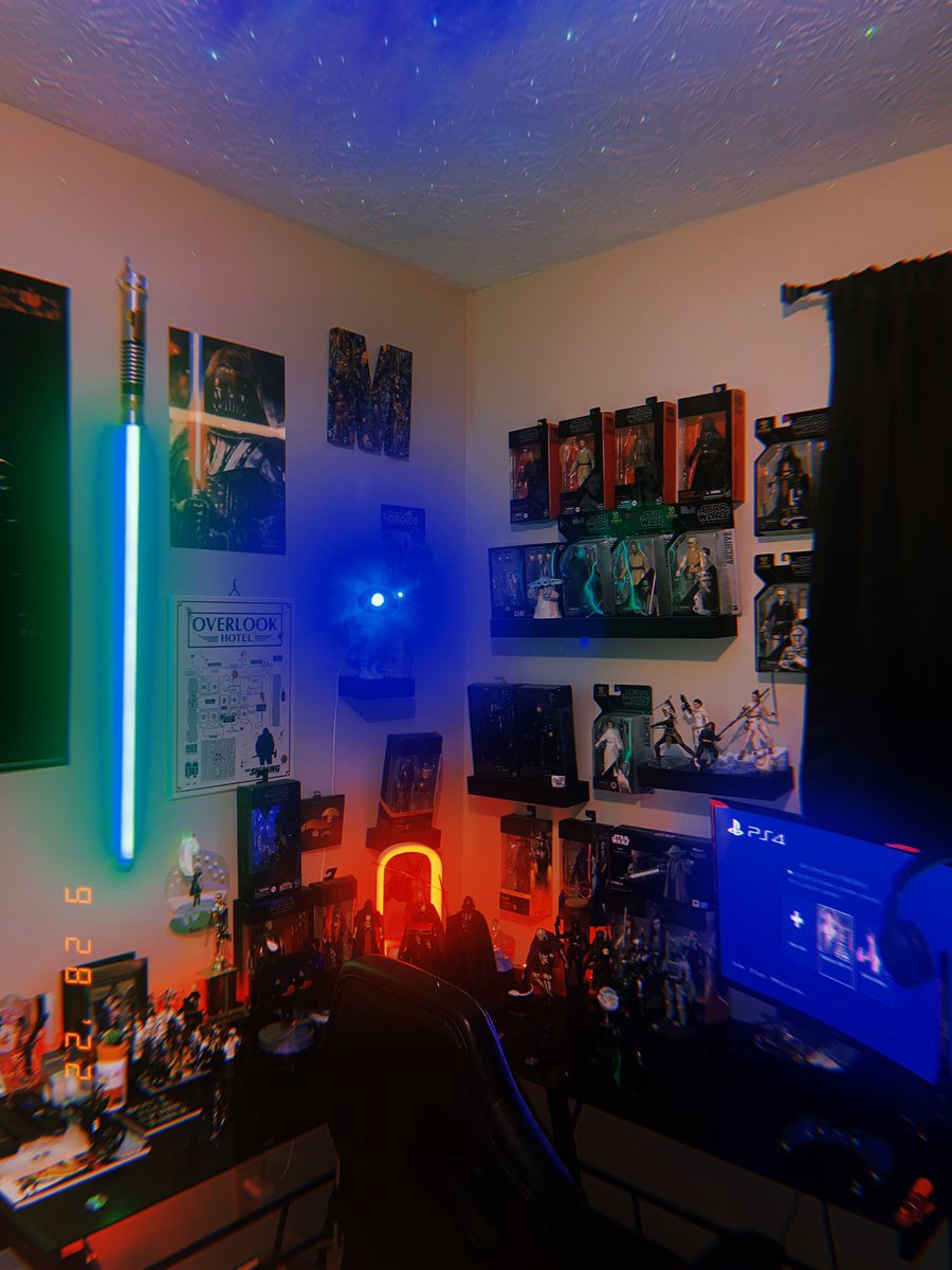 maddiwiley_'s tweet photo. #starwarsblackseries collection coming along nicely 

my kylo and anakin sabers are not pictured :( https://t.co/Tq7GpFSHDj