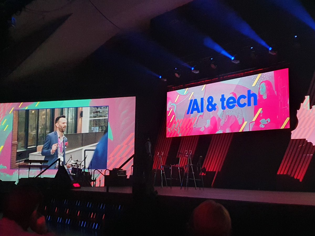 diplomat's tweet photo. The @CBRE ranked Edmonton as the fastest growing tech market in North America in 2021.

Let's. Talk. Tech. #ForwardSlashYEG https://t.co/imHQPS5P8I